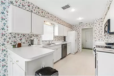 6353 Silver Lakes Drive W, Lakeland, FL 33810 - Photo 23