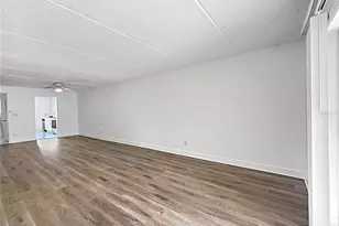 4435 1st St NE, Saint Petersburg, FL 33703 - Photo 9