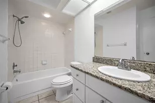 10626 Longwood Dr, Seminole, FL 33777 - Photo 23