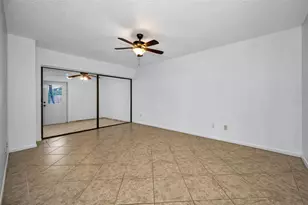 10626 Longwood Dr, Seminole, FL 33777 - Photo 21