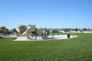 1742 Mira Lago Cir, Ruskin, FL 33570 - Photo 33