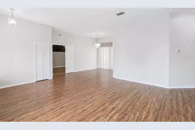 10435 Crestfield Drive, Riverview, FL 33569 - Photo 5