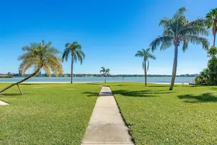 800 S Gulfview Blvd, Clearwater Beach, FL 33767 - Photo 33