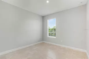 10930 Wendover Dr, Palmetto, FL 34221 - Photo 19