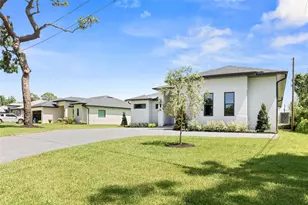 1336 Hays Rd, Tarpon Springs, FL 34689 - Photo 7