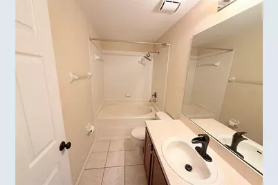 110 Coquina Bay Drive, Saint Petersburg, FL 33705 - Photo 7