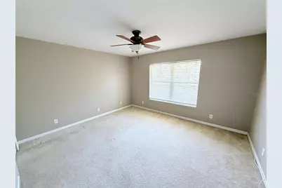 110 Coquina Bay Drive, Saint Petersburg, FL 33705 - Photo 9