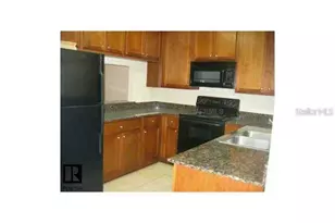 110 Coquina Bay Drive, Saint Petersburg, FL 33705 - Photo 5