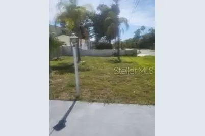 11220 Cherokee Drive, Saint Petersburg, FL 33708 - Photo 17