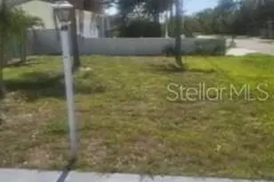 11220 Cherokee Dr, Saint Petersburg, FL 33708 - Photo 17