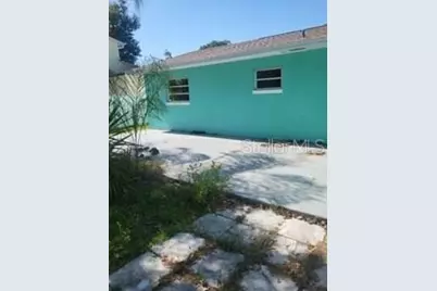 11220 Cherokee Drive, Saint Petersburg, FL 33708 - Photo 13