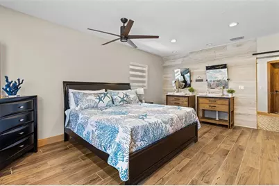 357 La Hacienda Drive, Indian Rocks Beach, FL 33785 - Photo 17