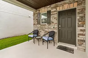 7840 Abby Brooks Cir, Wesley Chapel, FL 33545 - Photo 5