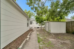 4327 3rd Ave S, Saint Petersburg, FL 33711 - Photo 45