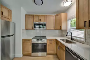 4327 3rd Ave S, Saint Petersburg, FL 33711 - Photo 23