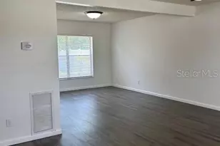 12417 Cardiff Dr, Tampa, FL 33625 - Photo 9