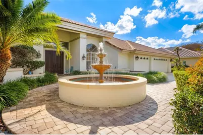 30312 Laurelwood Lane, Wesley Chapel, FL 33543 - Photo 5