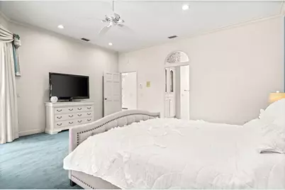 30312 Laurelwood Lane, Wesley Chapel, FL 33543 - Photo 39
