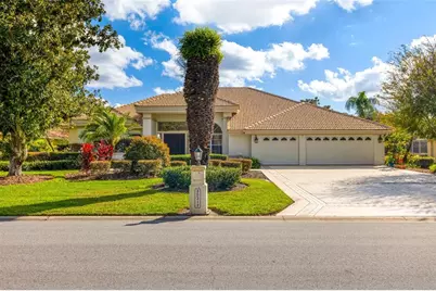 30312 Laurelwood Lane, Wesley Chapel, FL 33543 - Photo 3