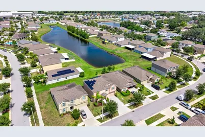 10109 Crested Fringe Drive, Riverview, FL 33578 - Photo 11