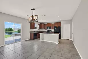 10109 Crested Fringe Dr, Riverview, FL 33578 - Photo 3