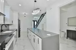 2816 Corrine St, Tampa, FL 33605 - Photo 13