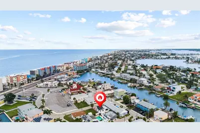13707 Plymouth Street, Madeira Beach, FL 33708 - Photo 33