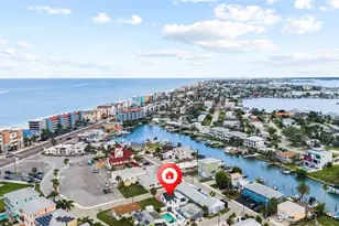 13707 Plymouth St, Madeira Beach, FL 33708 - Photo 33