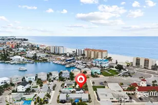 13707 Plymouth St, Madeira Beach, FL 33708 - Photo 31
