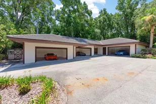 1007 Lakewood Dr, Brandon, FL 33510 - Photo 77