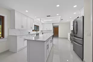 1007 Lakewood Dr, Brandon, FL 33510 - Photo 19