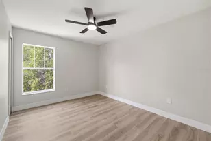 319 E Hanlon St, Tampa, FL 33604 - Photo 15