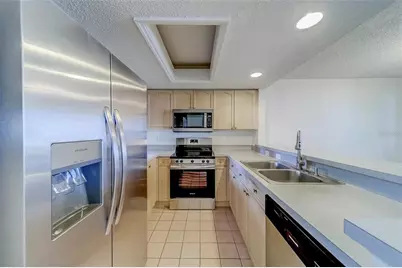 9209 Jakes Path, Largo, FL 33771 - Photo 9