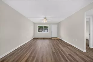 951 79th Ave N, Saint Petersburg, FL 33702 - Photo 7