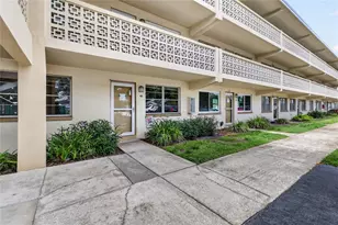 951 79th Ave N, Saint Petersburg, FL 33702 - Photo 3