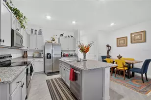 331 Mangrove Shade Cir, Apollo Beach, FL 33572 - Photo 9