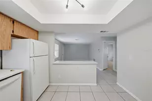 2564 42nd Ave N, Saint Petersburg, FL 33714 - Photo 9