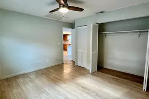 2564 42nd Ave N, Saint Petersburg, FL 33714 - Photo 7