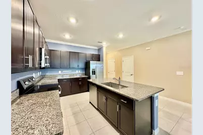 10809 Fowlers Bluff Court, Tampa, FL 33647 - Photo 7