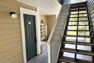 4211 Chatham Oak Ct, Tampa, FL 33624 - Photo 3