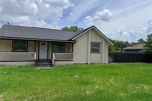 1002 E Bougainvillea Ave, Tampa, FL 33612 - Photo 3