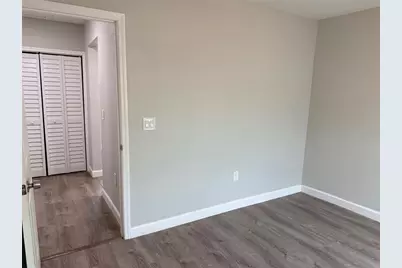 1002 E Bougainvillea Avenue, Tampa, FL 33612 - Photo 23