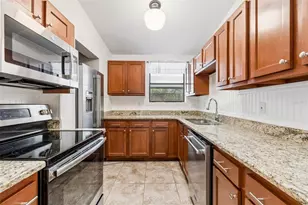 402 Dunedin Ave, Temple Terrace, FL 33617 - Photo 9
