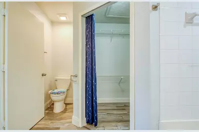 2390 Bentley Dr, Palm Harbor, FL 34684 - Photo 25