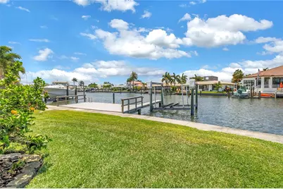 2067 Massachusetts Avenue NE, Saint Petersburg, FL 33703 - Photo 51
