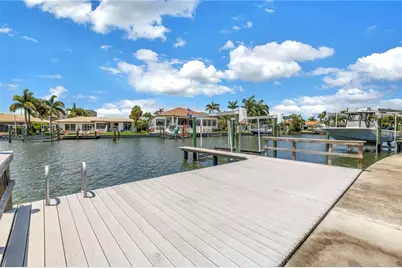 2067 Massachusetts Avenue NE, Saint Petersburg, FL 33703 - Photo 45