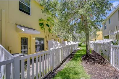 8518 Gablebend Way, Tampa, FL 33647 - Photo 9