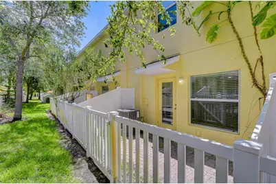 8518 Gablebend Way, Tampa, FL 33647 - Photo 11