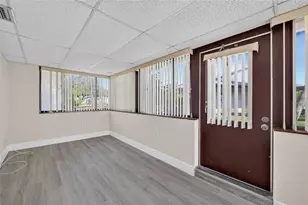 1211 11th Cir SE, Largo, FL 33771 - Photo 19