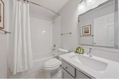 9530 W Park Village Drive, Tampa, FL 33626 - Photo 17